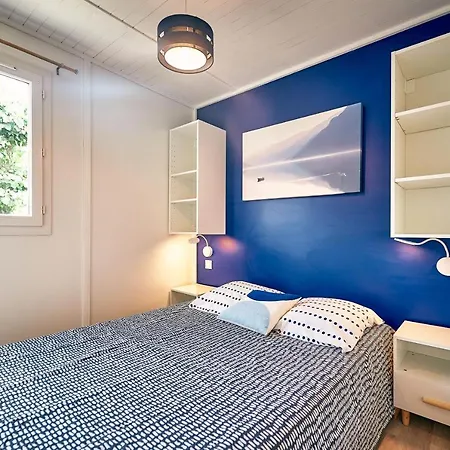 Le Bellevue مكان تخييم 4*